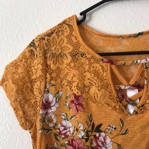 Women’s Top